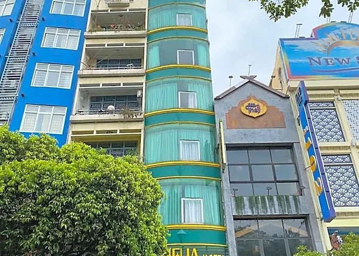 Camelia 108 Le Lai Hotel
